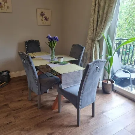 2Bedroomed Apartment On First Floor With Balcony Kenmare Esterno foto
