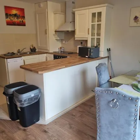 2Bedroomed Apartment On First Floor With Balcony Kenmare Esterno foto
